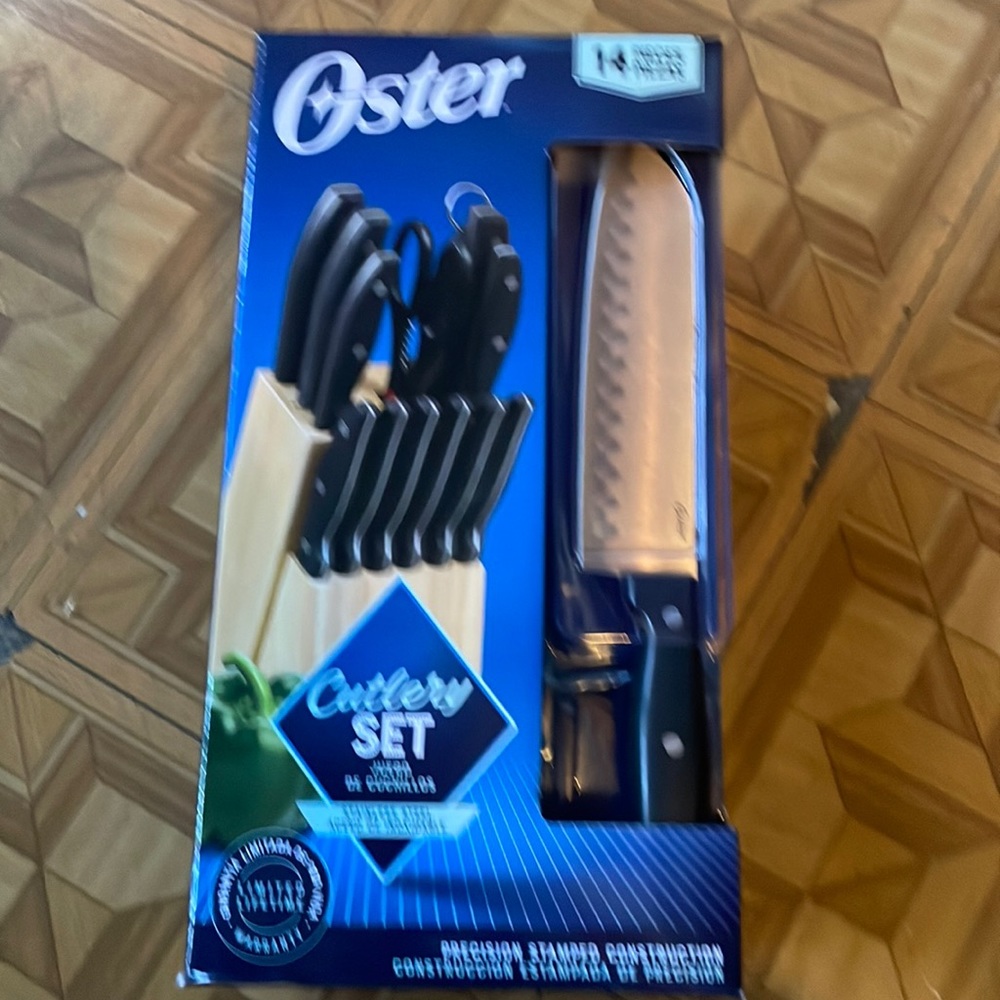 Oster 14 piece cutlery set with wooden block, new in box